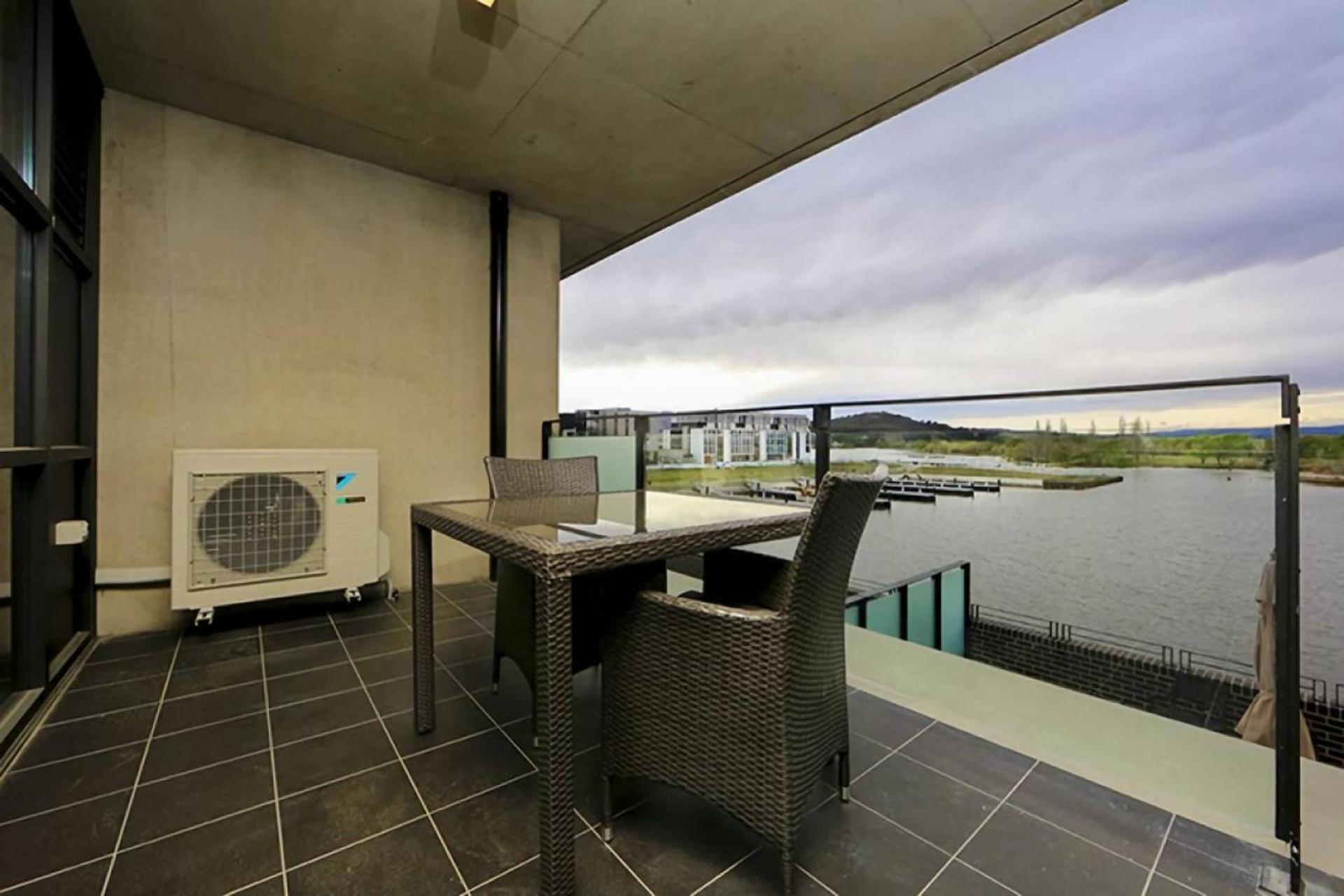 Dockside Apartments Kingston Act Canberra Exterior photo